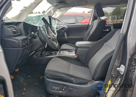 2016 Toyota 4Runner Sr5 z USA, uszkodzony, nr VIN JTEZU5JR9G5137100